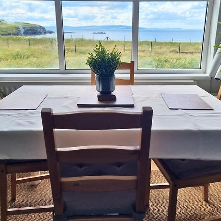 Appartement 6 Dunluce Park - Portrush By The Sea Extérieur photo