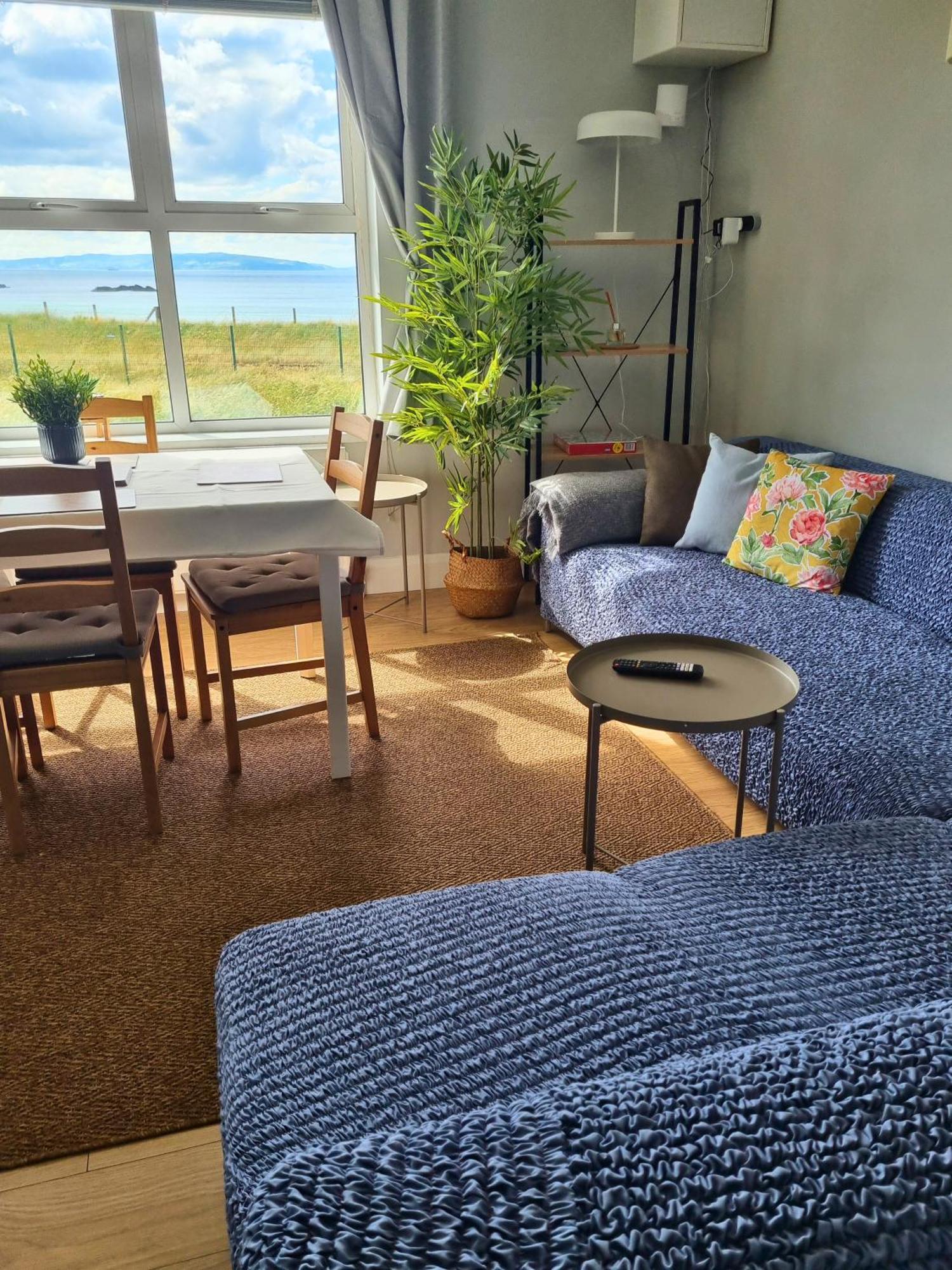 Appartement 6 Dunluce Park - Portrush By The Sea Extérieur photo